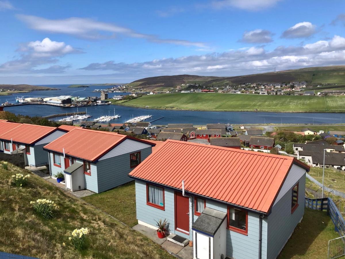 Easterhoull Chalets Scalloway Room photo